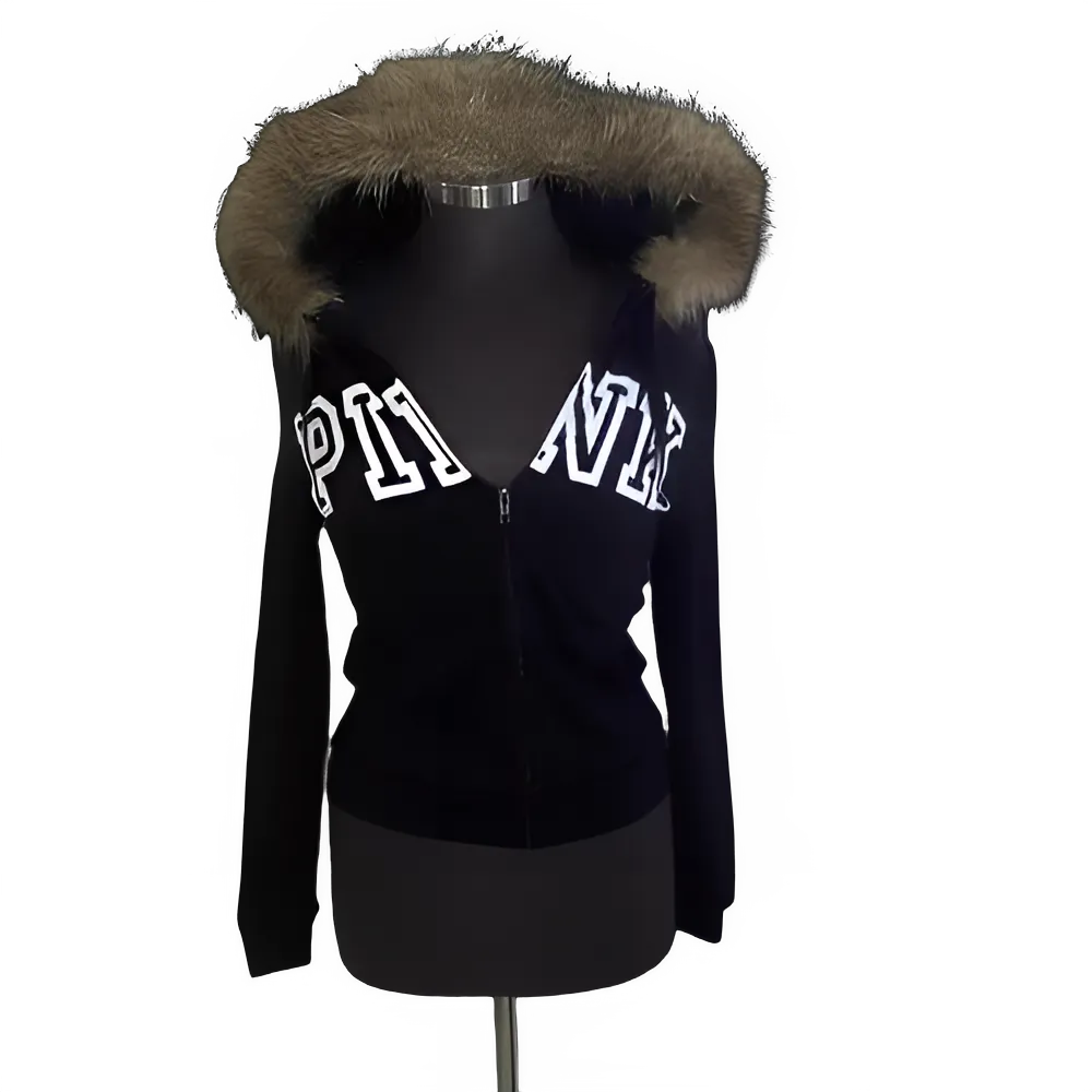 c4136495-3585-411c-8d49-d682316cb4c4